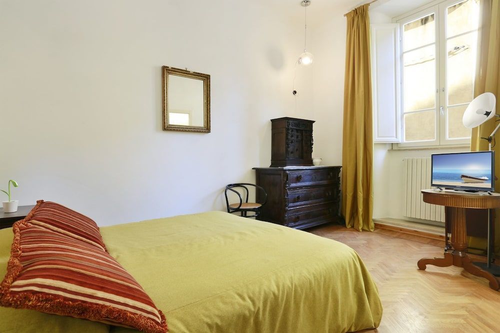 B&b Pergola House 1