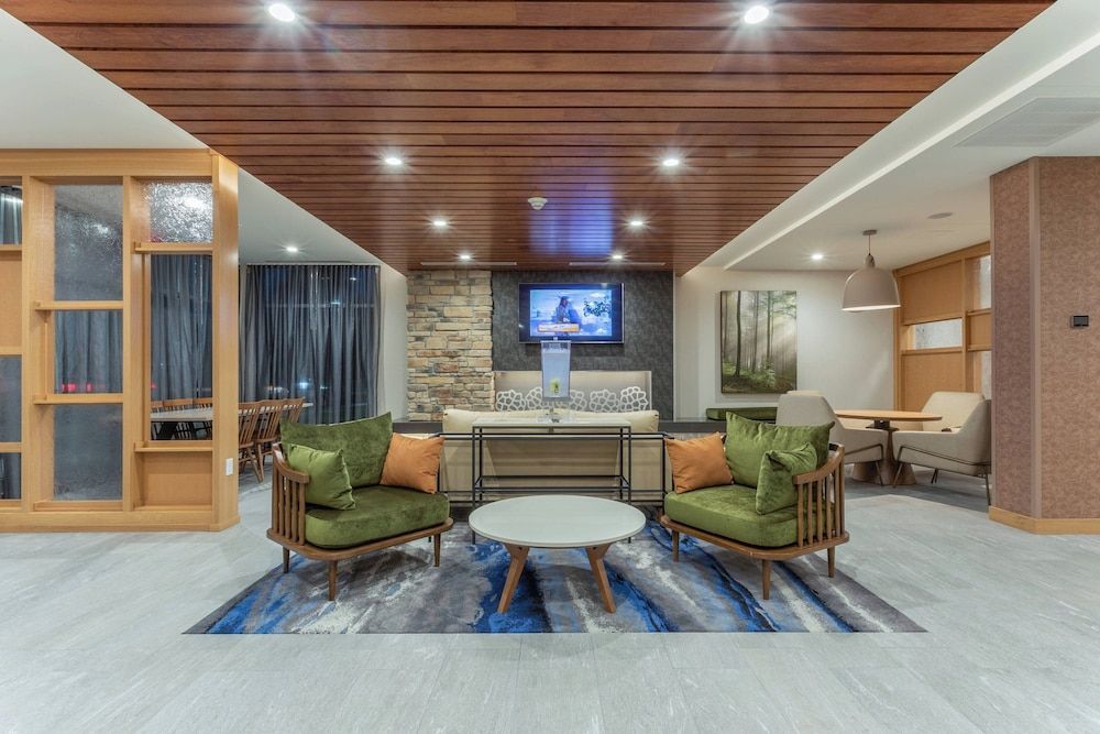 Fairfield Inn & Suites Franklin 1
