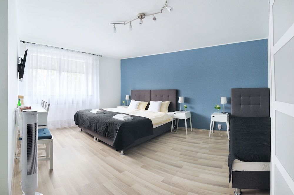 7th Room Guest House 2