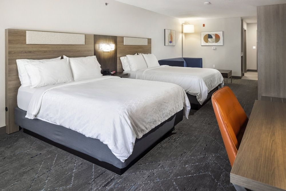 Holiday Inn Express & Suites FESTUS - SOUTH ST. LOUIS by IHG 2