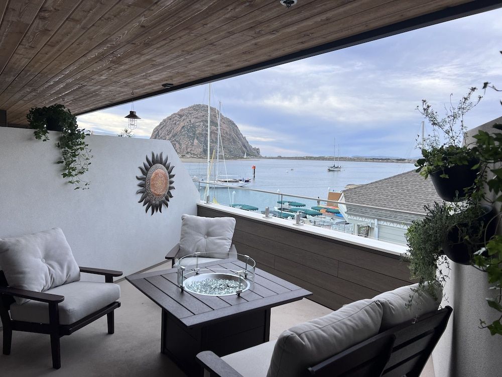 HarborWalk Inn 1