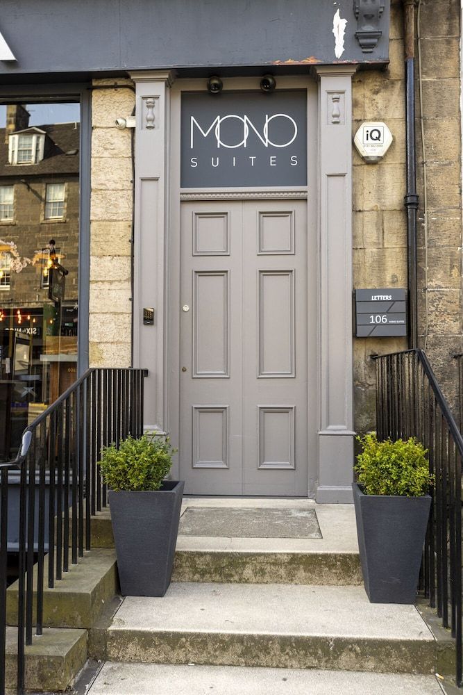 MONO Suites NEW TOWN 1