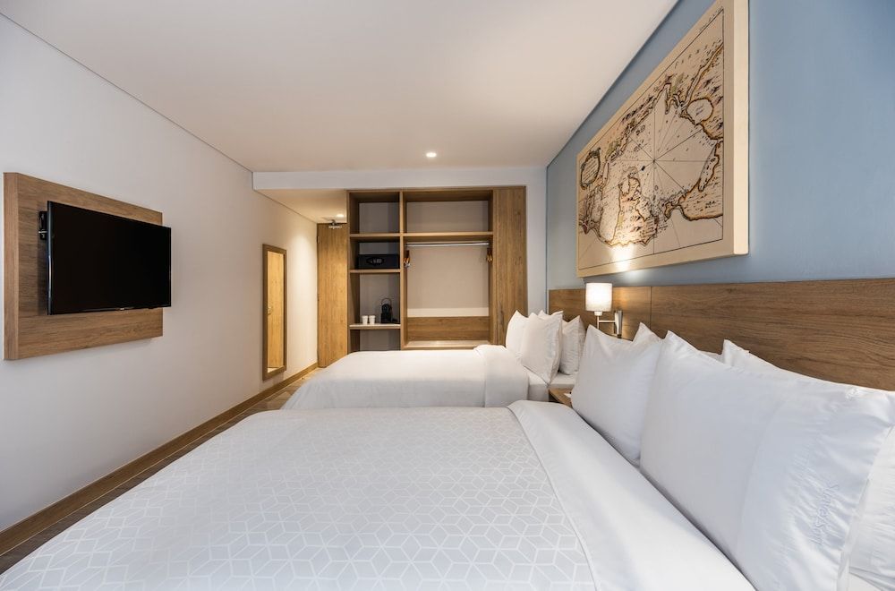 Holiday Inn Express CARTAGENA MANGA by IHG 2