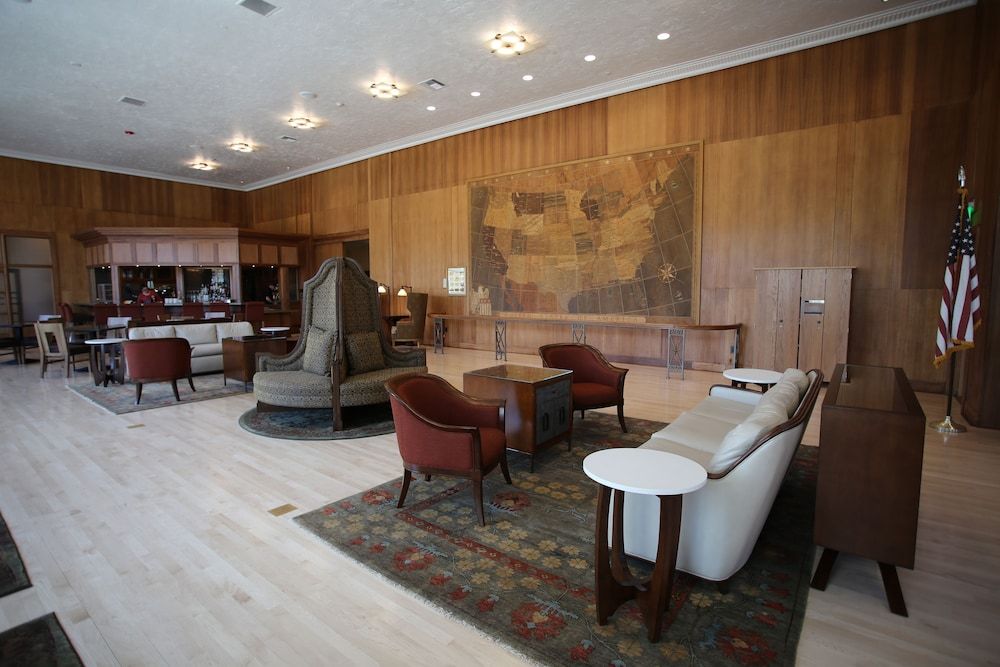 Mammoth Hot Springs & Cabins - Inside the Park 2