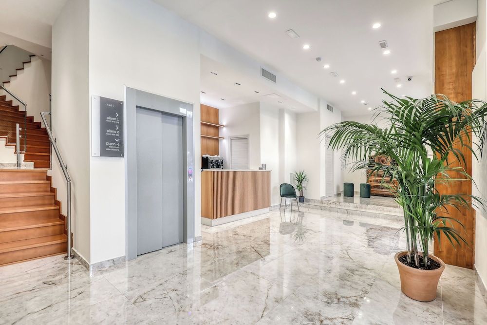 Vomero High Hotel 2