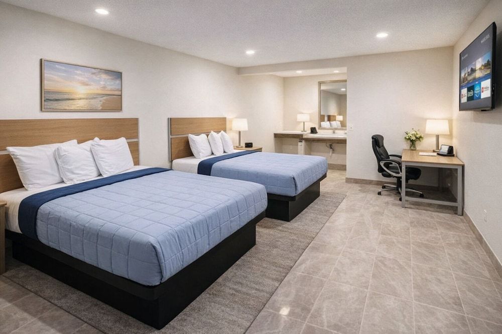 Super 8 by Wyndham Bakersfield CA Near Airport 1
