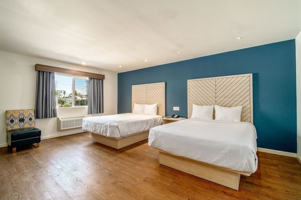 Trend Hotel at LAX Airport 1