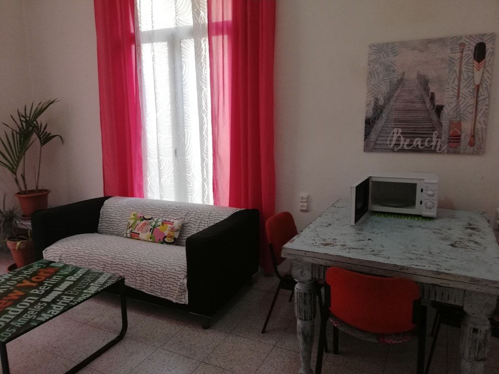 Hostal River 1