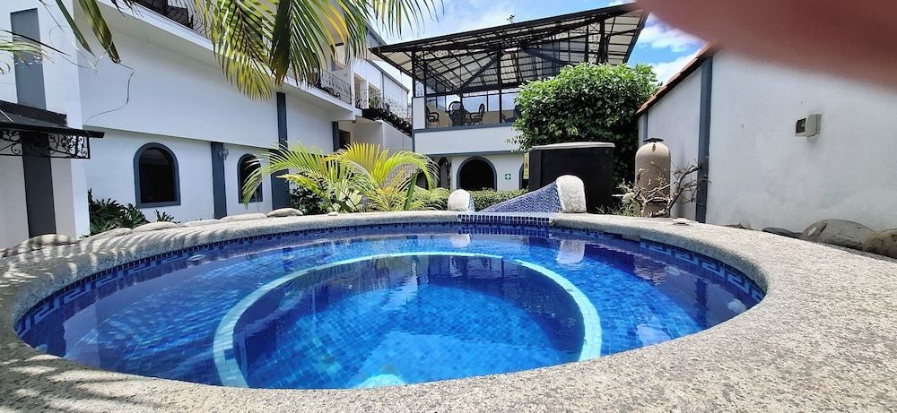 Hotel Santo Tomás 1