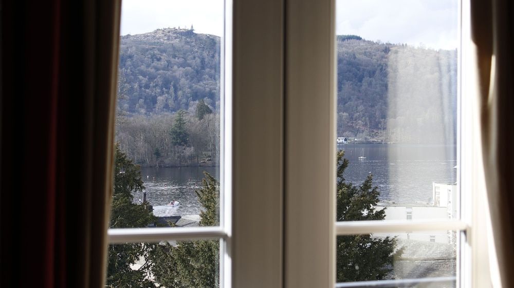 Bowness Bay Suites 1