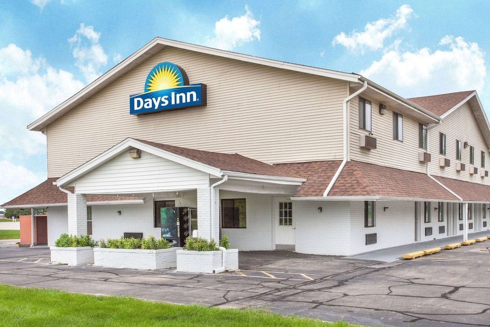 Days Inn by Wyndham Farmer City 1