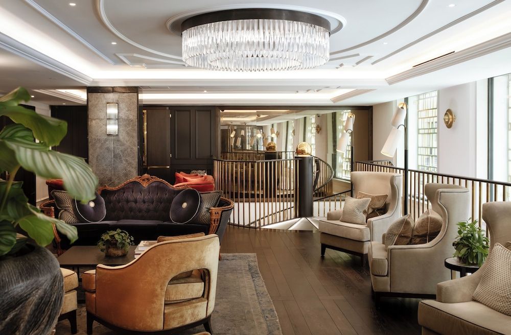 The Guardsman Hotel 1