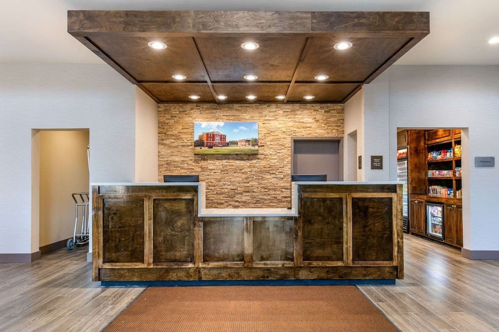 Comfort Suites North Tupelo 2