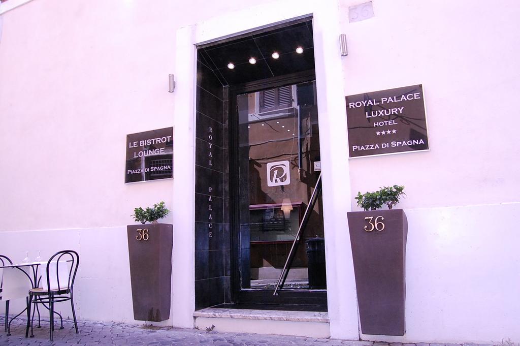 ROYAL PALACE LUXURY HOTEL 2