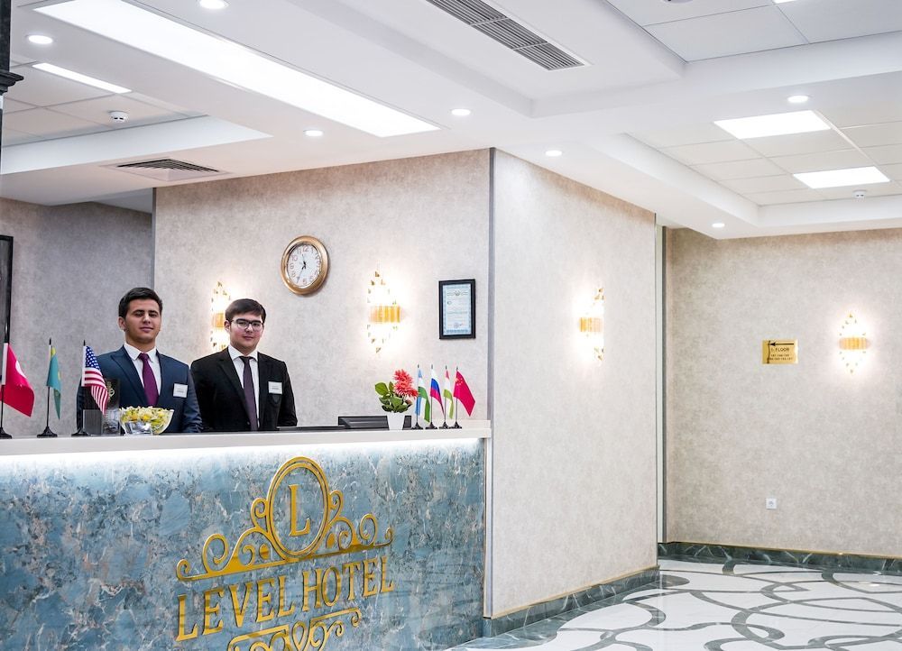 Level Hotel 2