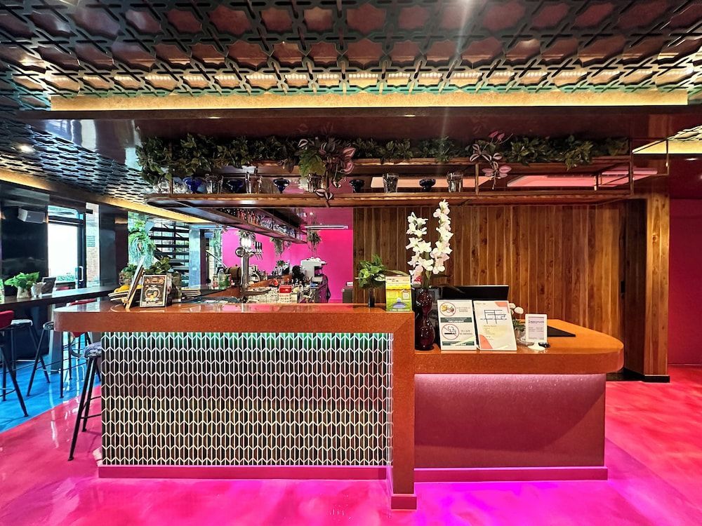 Ramada Tenn Ekamai 2