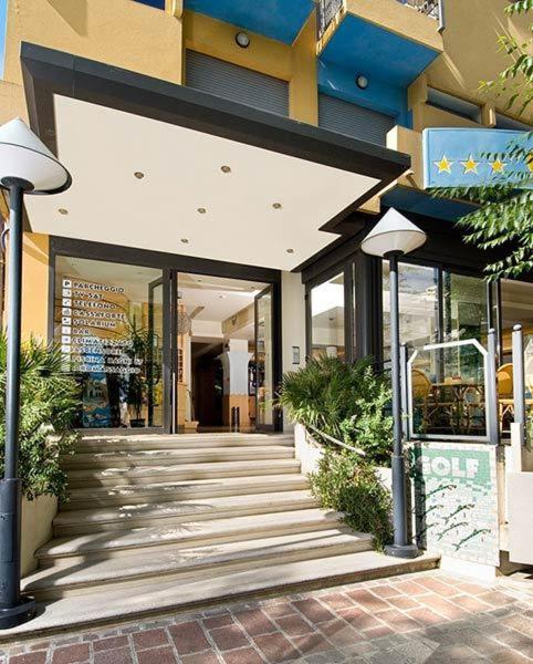 Hotel Golf 1