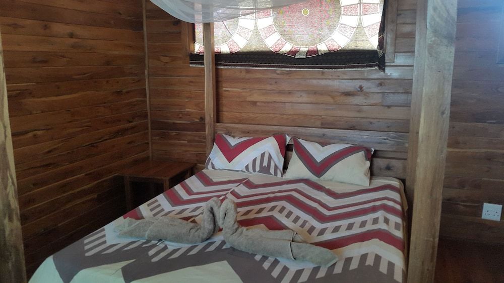 Pura Vida Lodge 2
