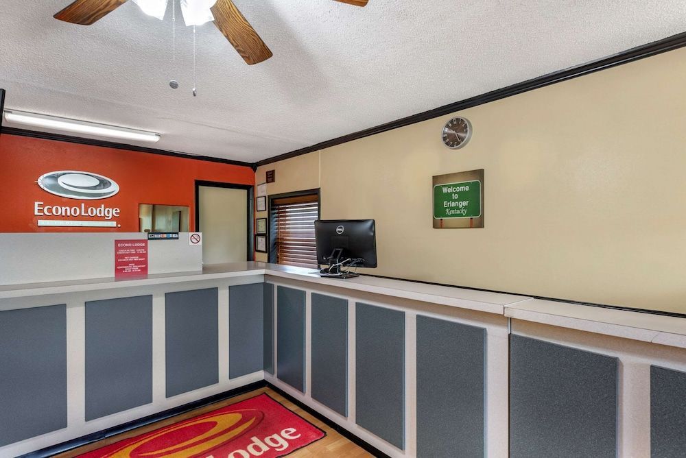 ECONO LODGE 2