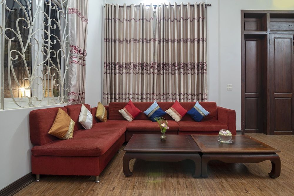 Home Boutique 2