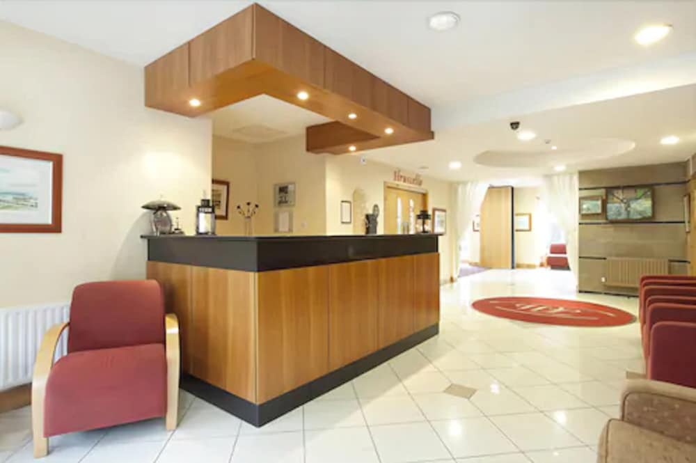The Lodge at Woodenbridge 2