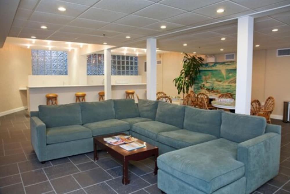 Sandpiper Beach Club 2