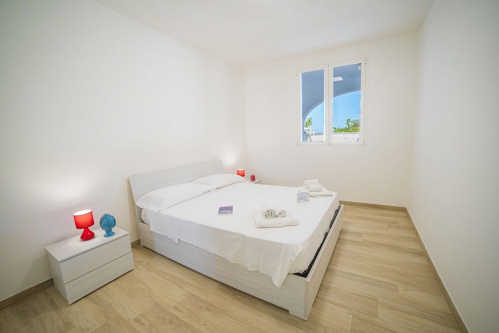 La Primula Apartment 3 With Sea-view 1