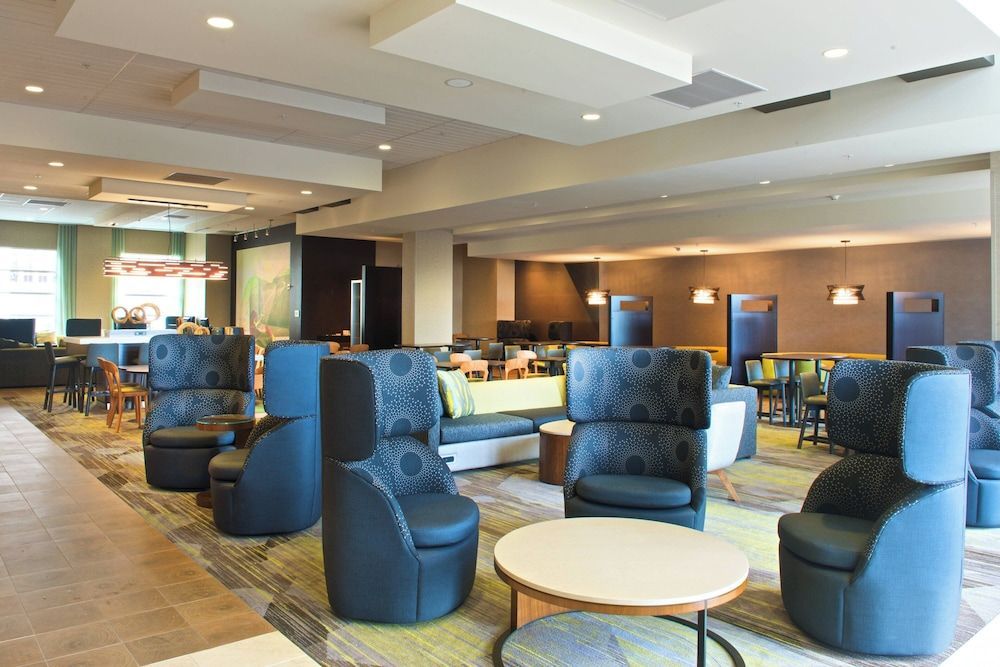 Courtyard by Marriott Seattle Everett Downtown 2
