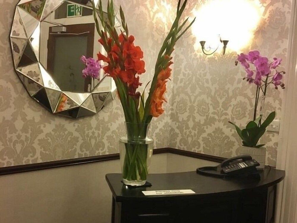 Chaston Manor Hotel 2