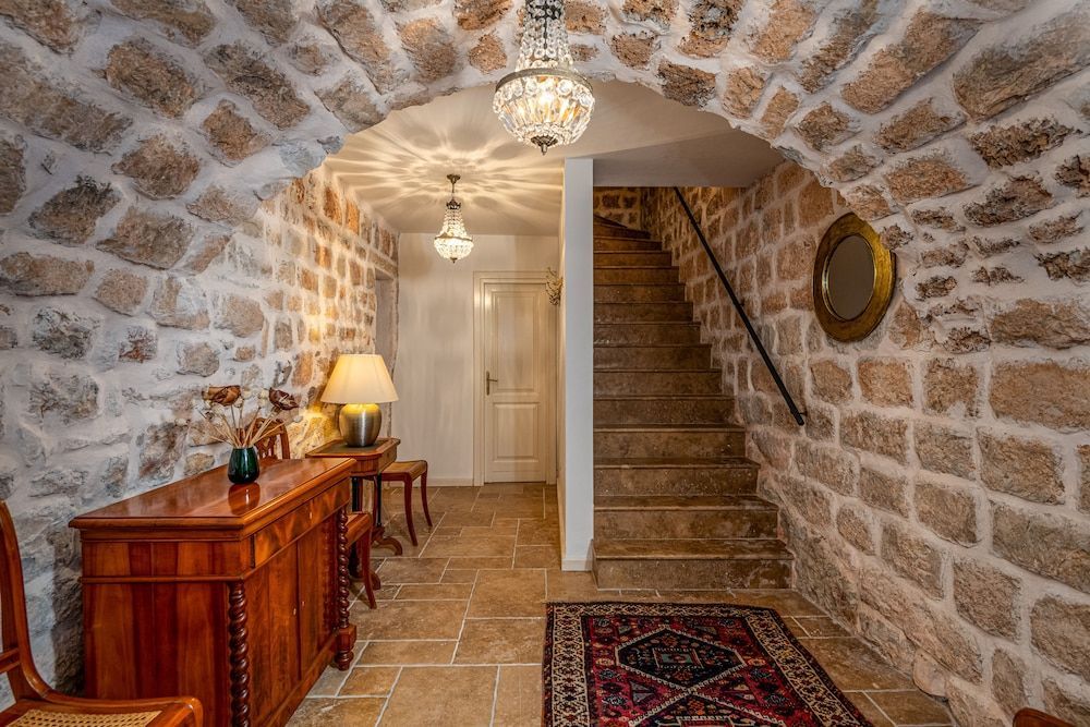 Villa Mirabilis, stunning superior villa, Dubrovnik Old Town 1