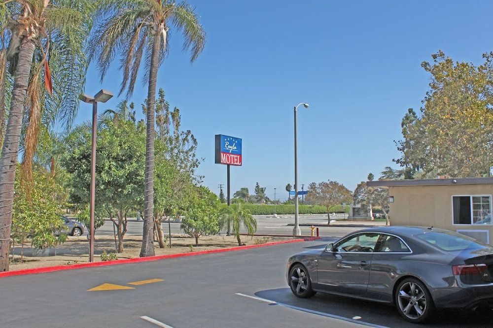 Royla Motel 1