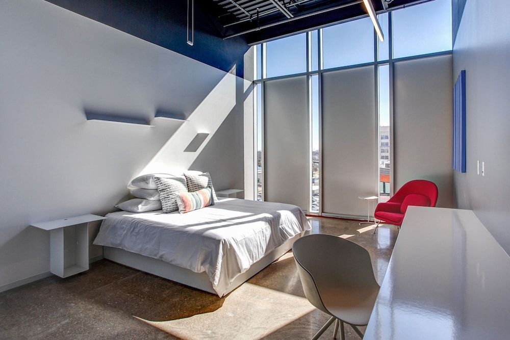 Hotel Revel 2