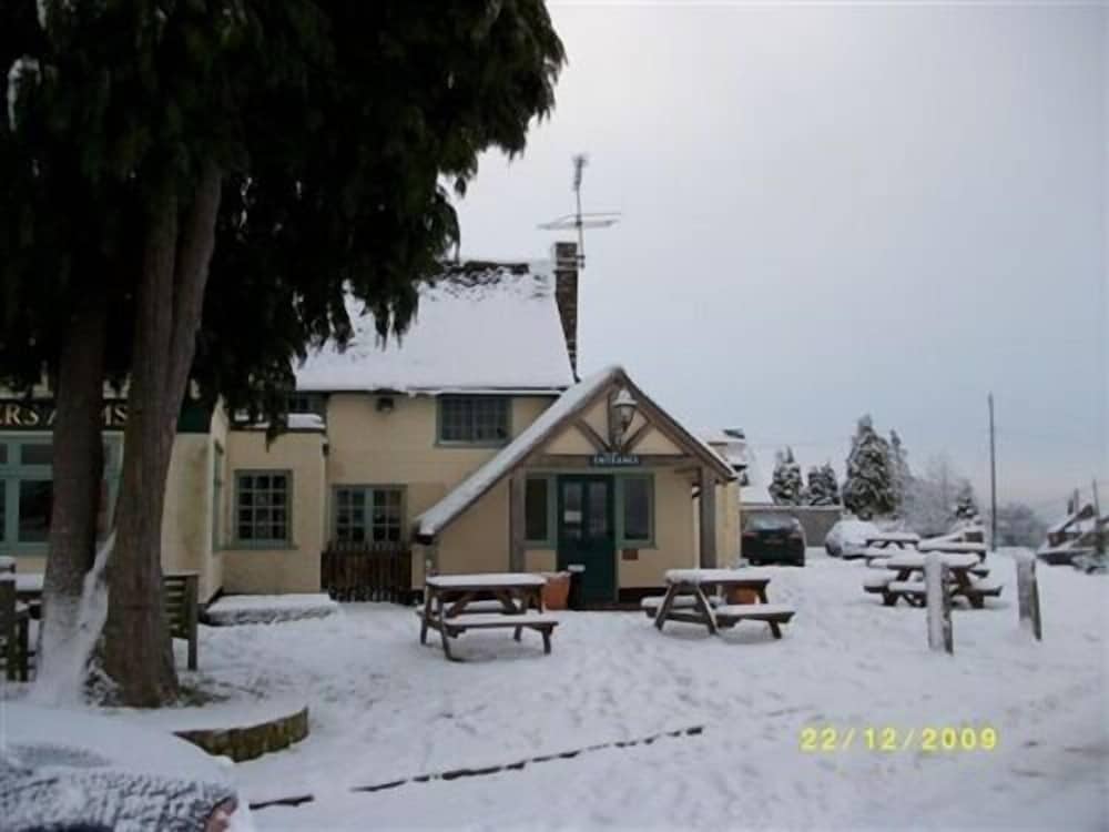 The Potters Arms 1