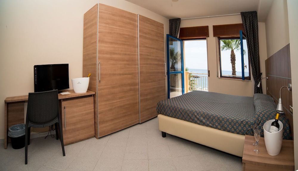 Elihotel 2
