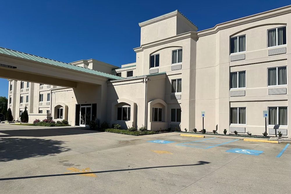 Baymont by Wyndham Slidell 1