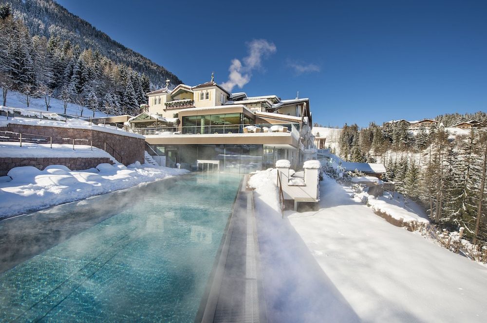 Hotel Albion Mountain Spa Resort Dolomites 1