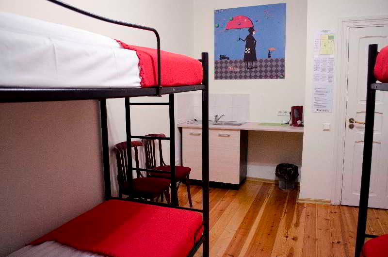 Red Nose Hostel with Self-Check In 1