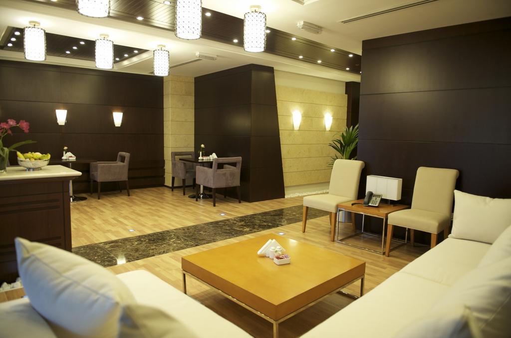 Grand Bellevue Hotel Apartment Dubai 1
