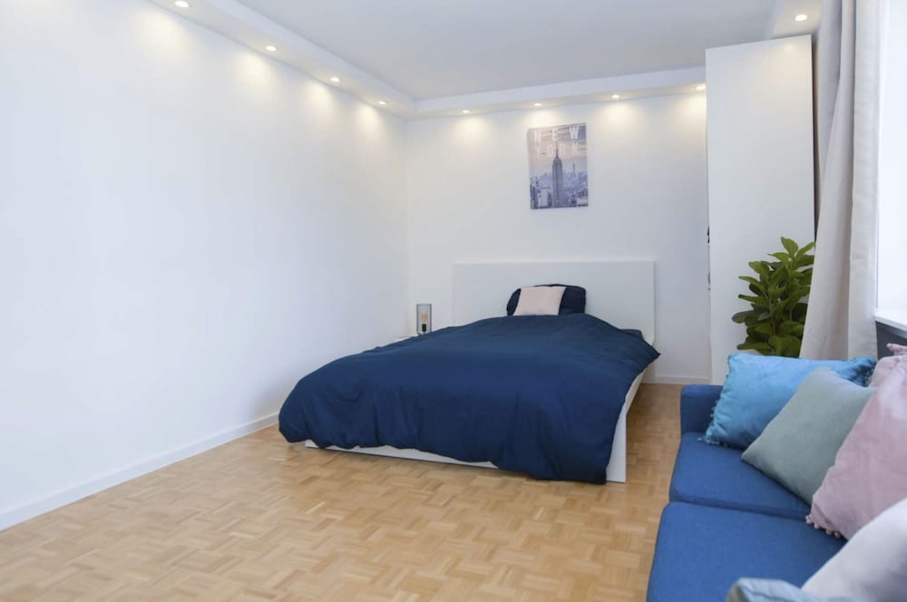 Luxus 70m2 sannierte City Wohnung 2