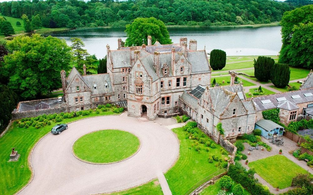 Castle Leslie Estate 1
