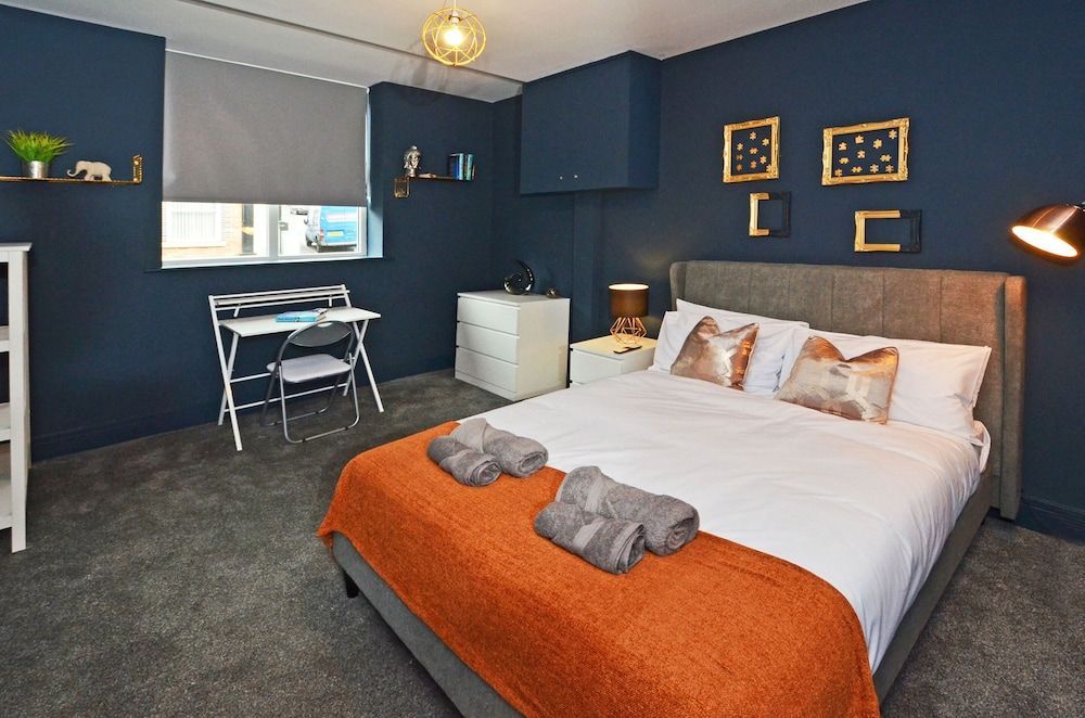 Townhouse Plus @ London Road Stoke 1