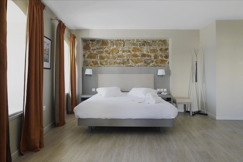 Diogenis Hotel 1