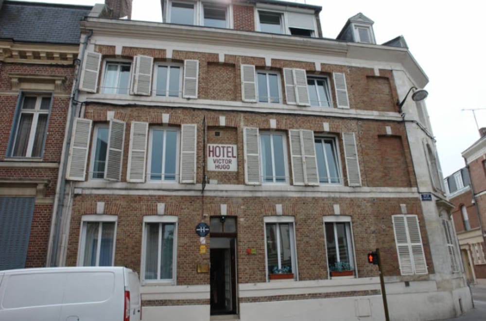 Hôtel Victor Hugo 2