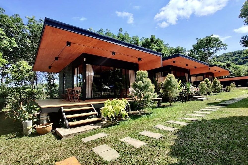 Forest Hill Resort 1