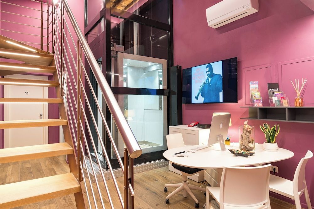 GOGO` Petit Hotel 2
