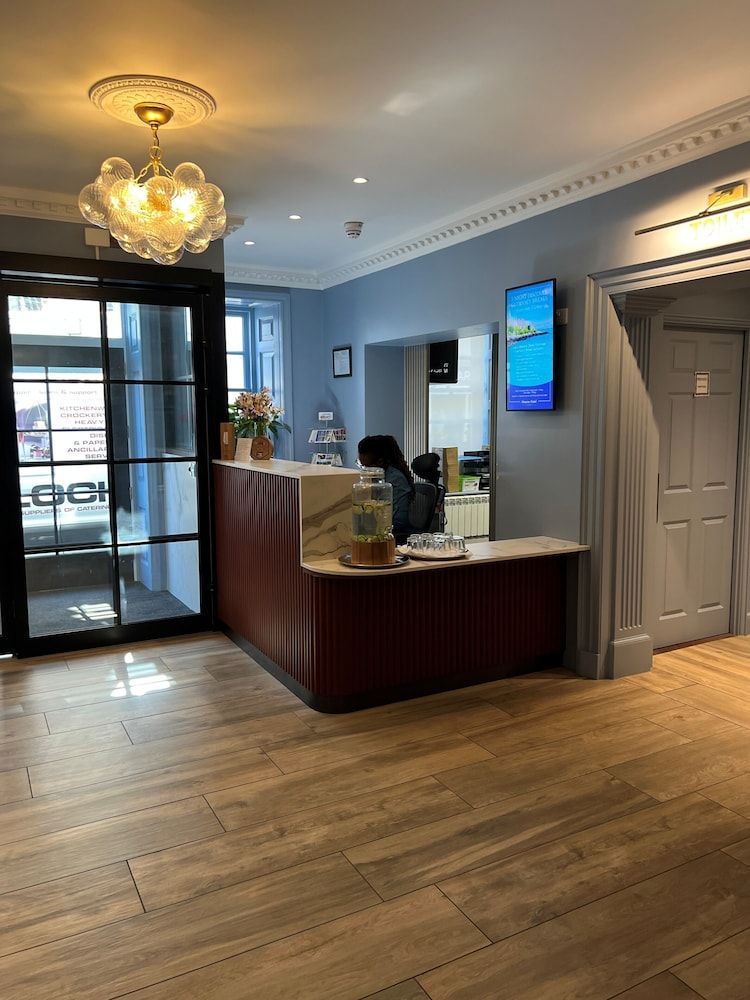 Best Western Moores Central Hotel 2