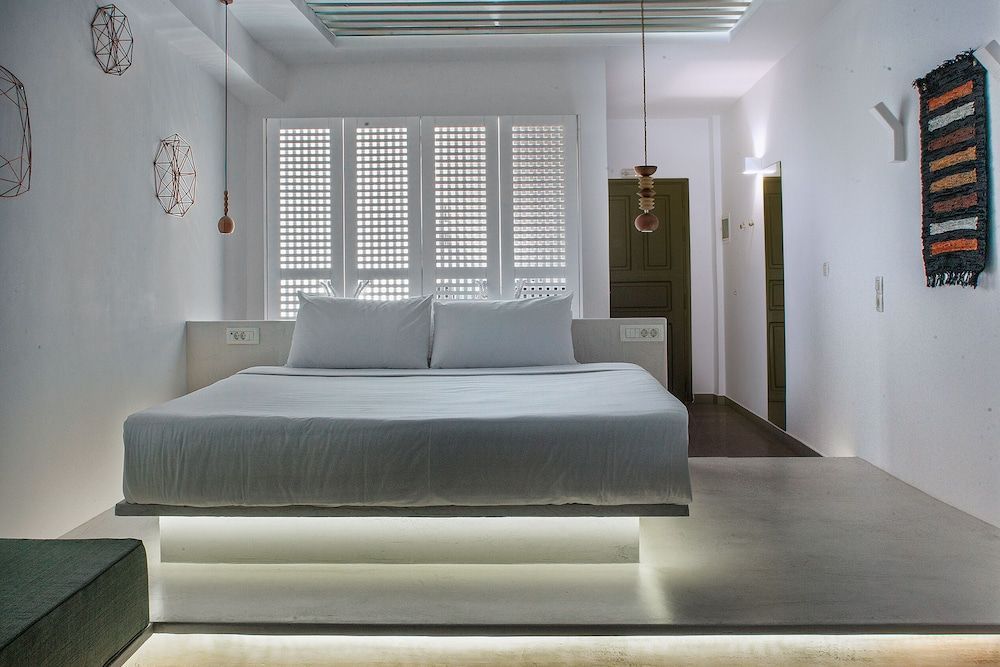 Amity Suites - Adults Only 2