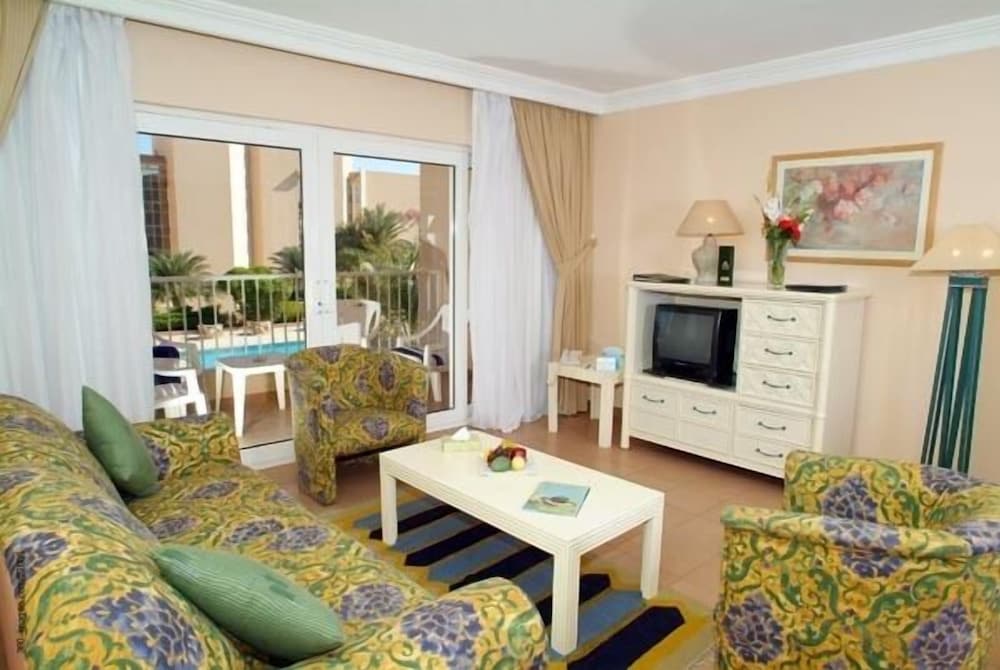 Hurghada Suites & Apartments Serviced by Marriott 1