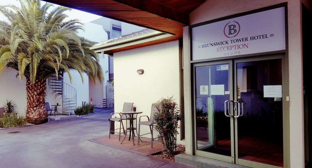 Brunswick Tower Hotel 2