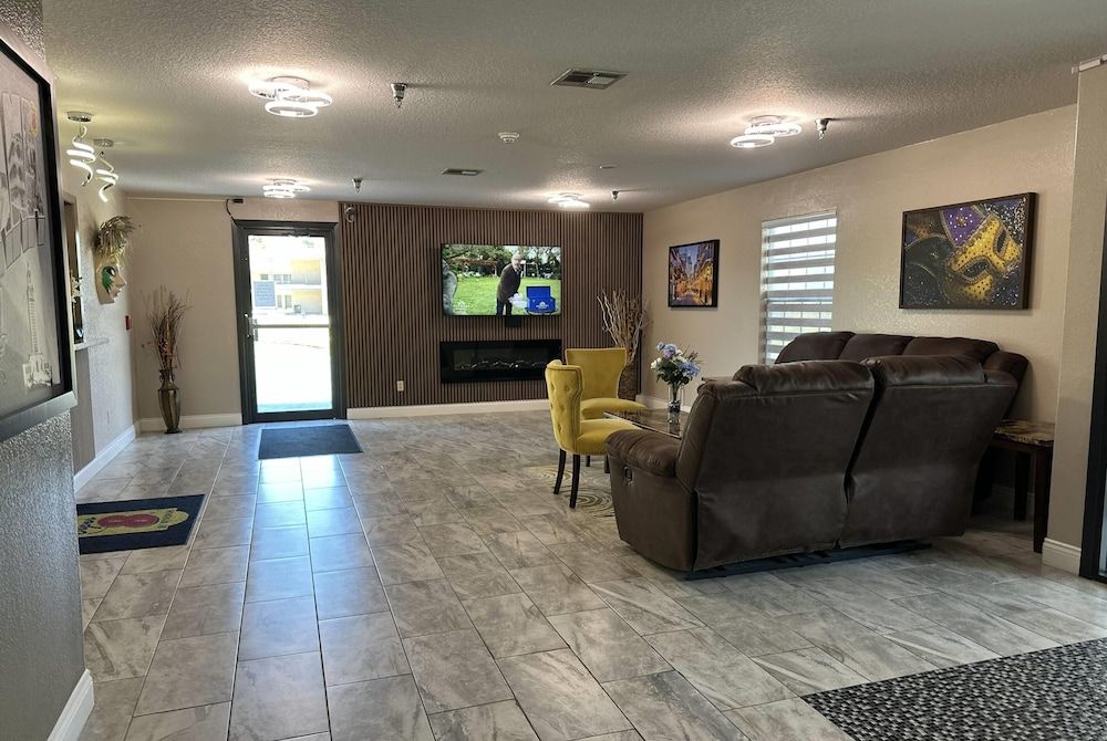 Super 8 by Wyndham Kinder/Coushatta near Casino 2